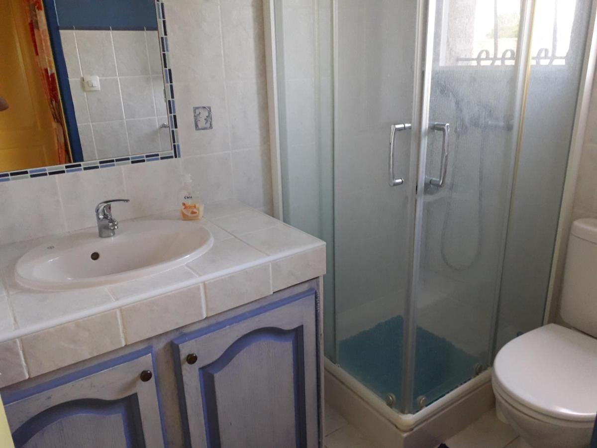 Bed and Breakfast Lauriers Roses Puisserguier Exterior foto